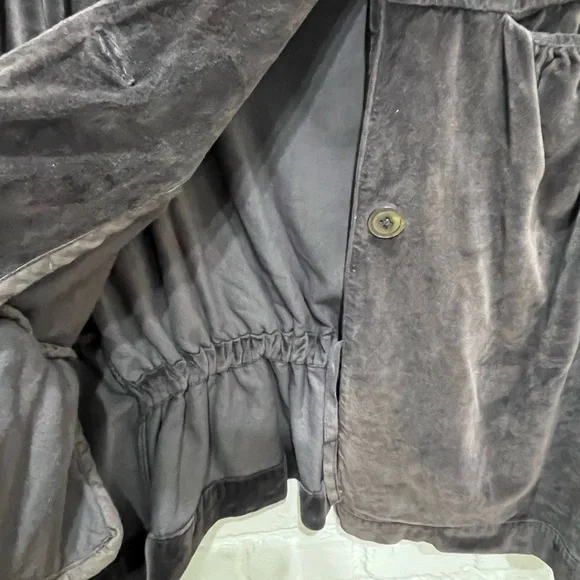 Krista Larson Velvet Jacket - Picture 4 of 5